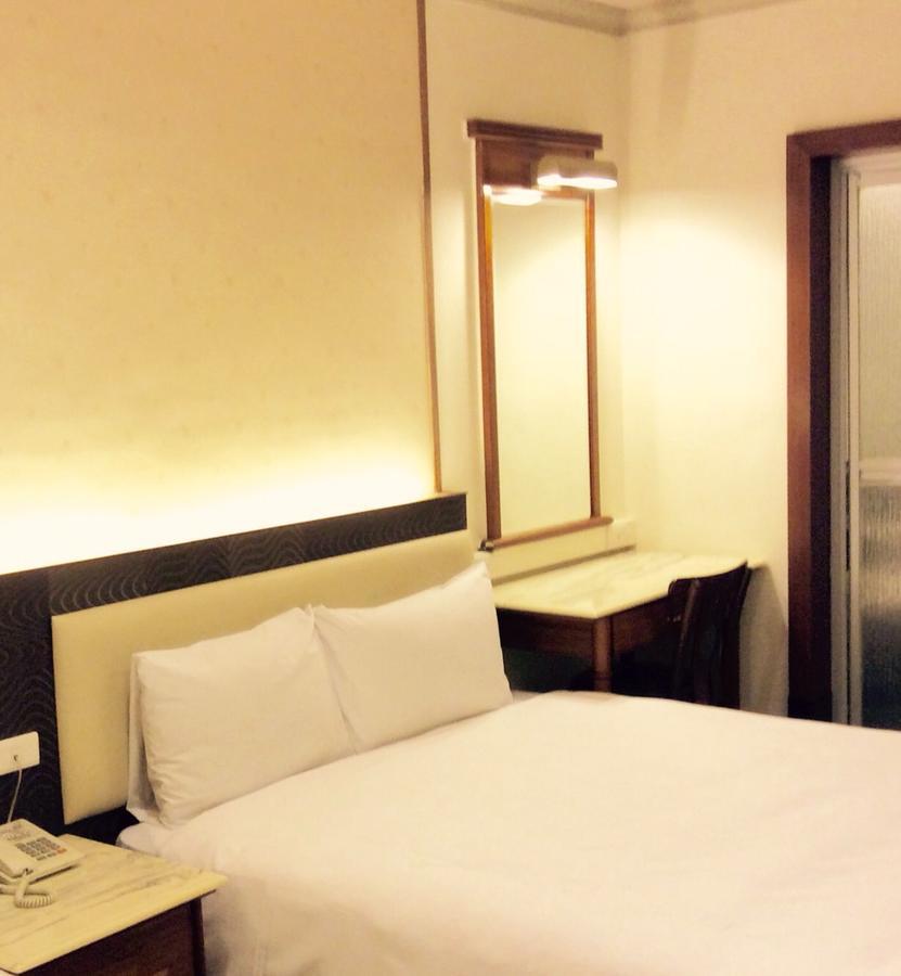 Puyisy Business Hotel Hsichu-stad Buitenkant foto
